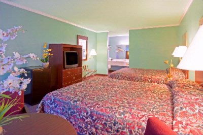 Americas Best Value Inn & Suites - 