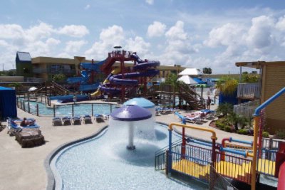 Howard Johnson Kissimmee Heritage Park - Mindy O Waterpark Next Door