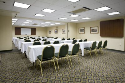 Holiday Inn Express Southington - 