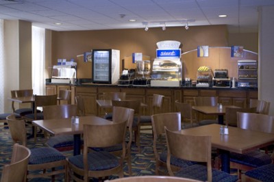 Holiday Inn Express Southington - 