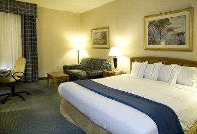 Holiday Inn Express Southington - 