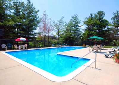 Quality Inn Baltimore West - Outdoor Pool