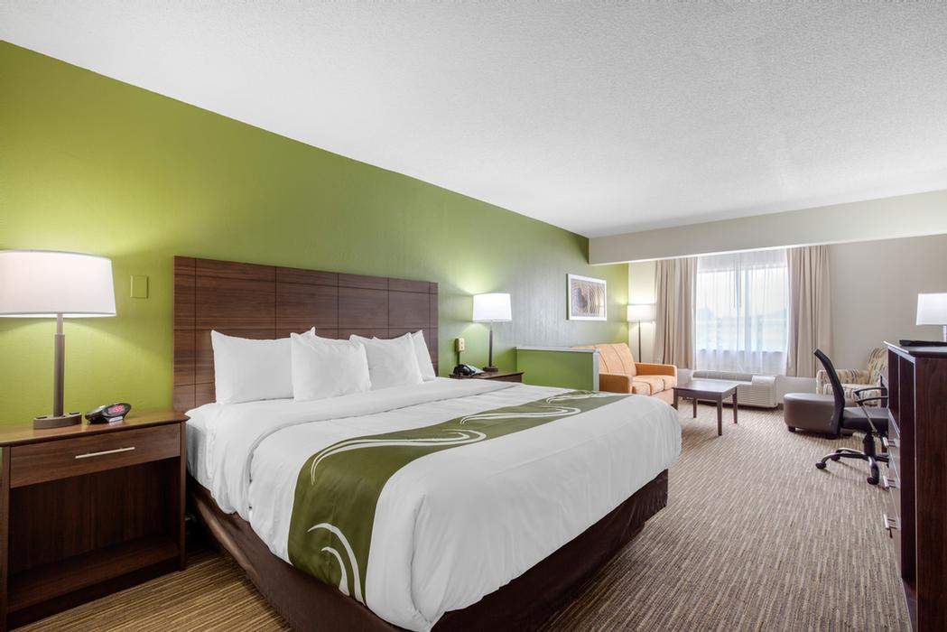 Comfort Inn - 2 Room Suite