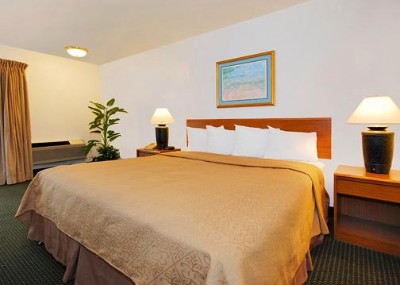 Quality Inn - Room With 1 King