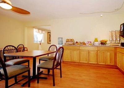 Quality Inn - Breakfast Area