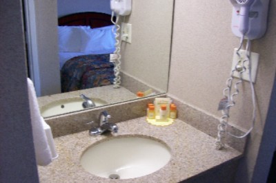 Americas Best Value Inn - 