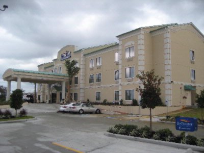 Baymont Inn & Suites Bush Intercontinent Airport - Hotel Exterior 2