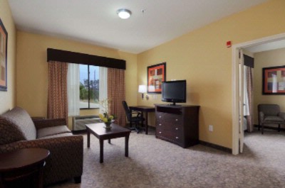 Baymont Inn & Suites Bush Intercontinent Airport - 2 Room Suites