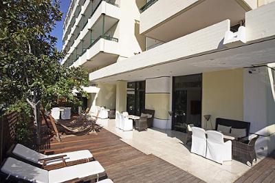Johns Hotel - 