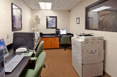 Wingate by Wyndham Tampa Near Usf / Busch Gardens - 