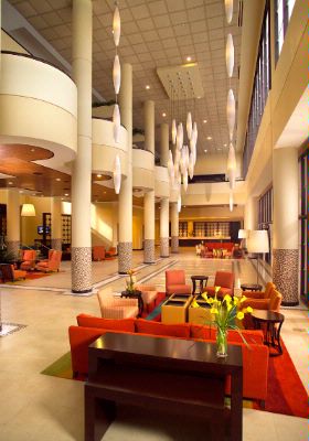 Orlando Airport Marriott - Welcoming Lobby