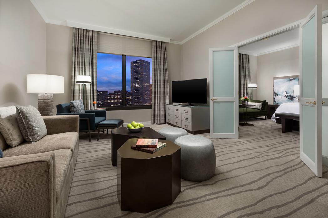 The Westin New Orleans Canal Place - River 127/lobby Bar