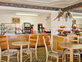 Ramada Limited - Breakfast Area