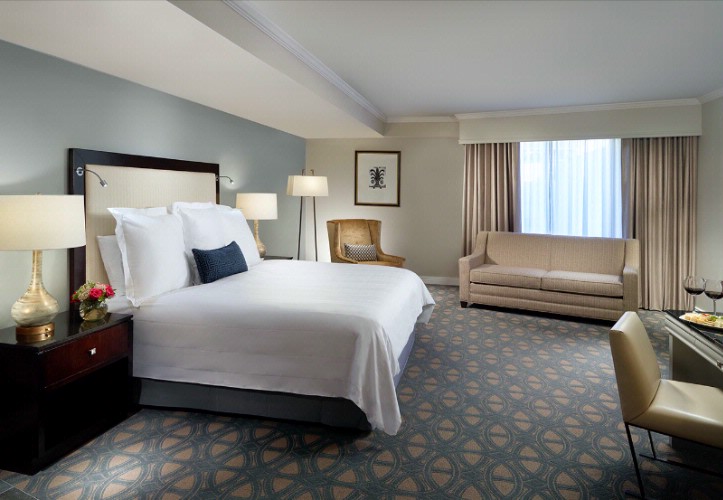 Wyndham Riverfront New Orleans - Historic Loft Suite