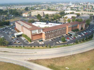 Crowne Plaza Louisville Hotel - 