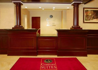 Comfort Suites Jacksonville - Front Desk