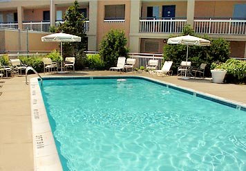 Fairfield Inn Detroit / Troy Madison Heights - Outdoor Pool