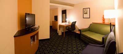 Fairfield Inn & Suites by Marriott - 