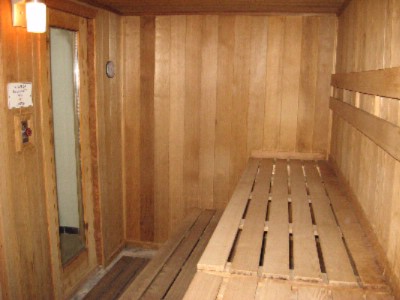 Fairfield Inn University - Inside Sauna Room