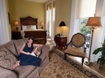 Hamilton Turner Inn - James Oglethorpe Suite 304