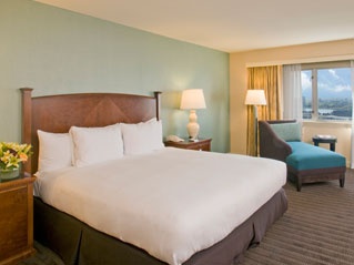 Hilton Boston Back Bay - Guest Room - Deluxe King