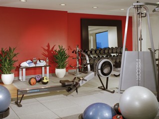 Doubletree Guest Suites Boston - Fitness Center
