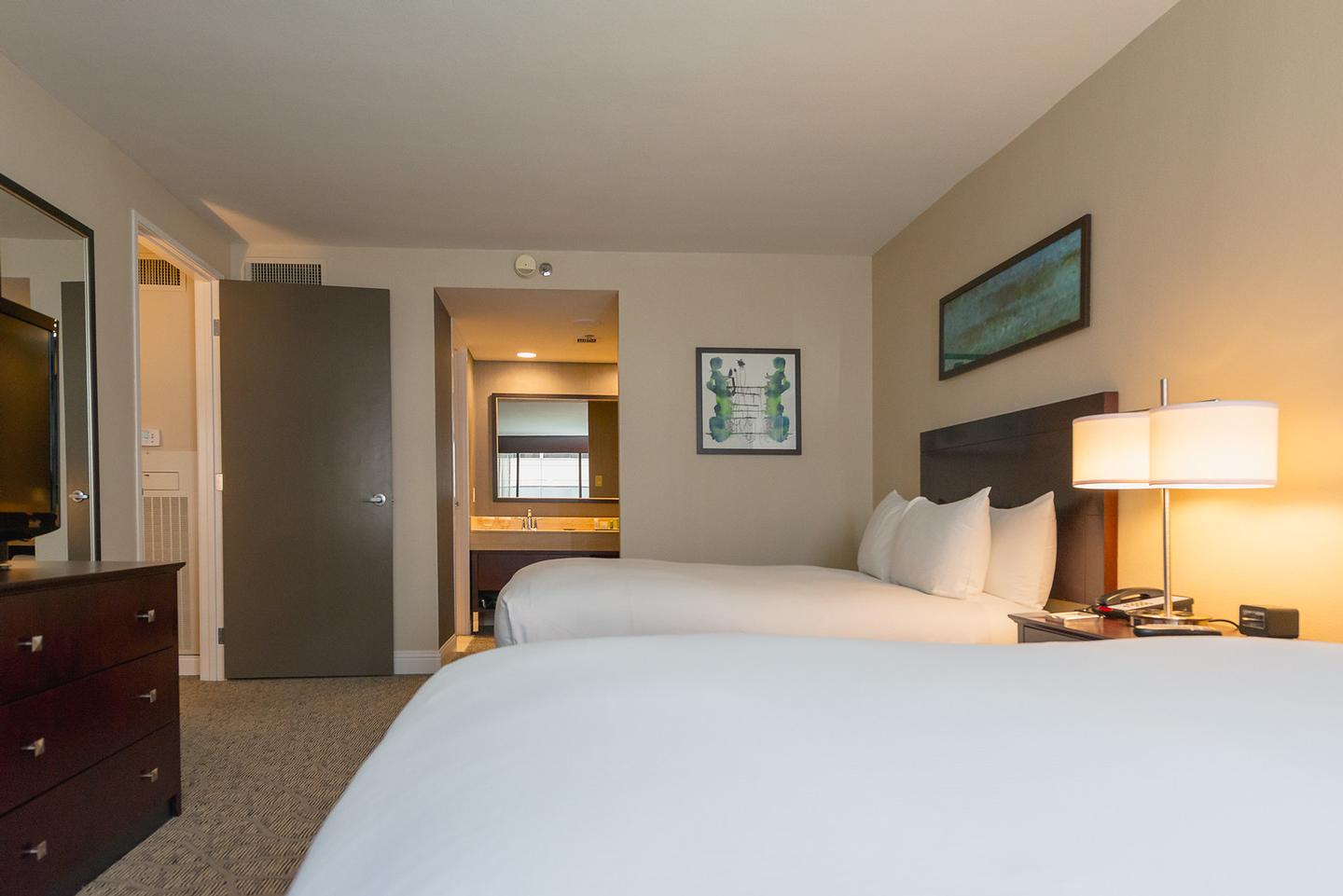 Hilton Houston Plaza / Medical Center - Exterior Hotel