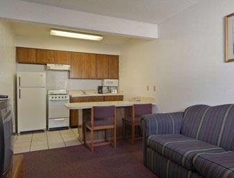 Fiesta Inn & Suites - Full Kitchens