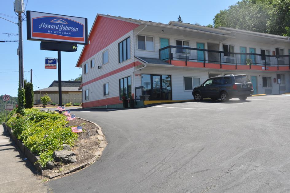 Howard Johnson Roseburg