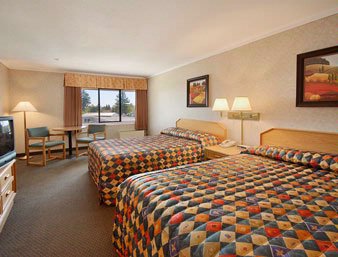 Ramada Coquitlam - 
