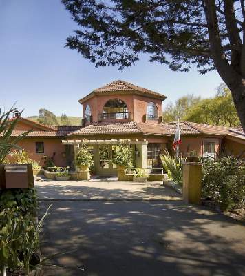 Sonoma Coast Villa & Spa - Front Entrance