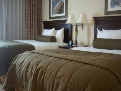 Embassy Suites Philadelphia Airport - 
