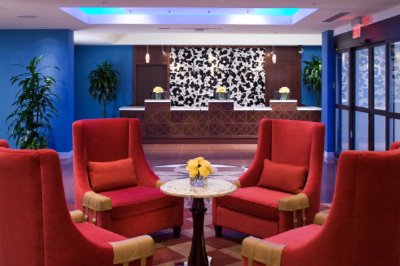 Sheraton Uptown - Lobby