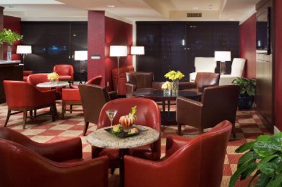 Sheraton Uptown - Bar Area Lounge
