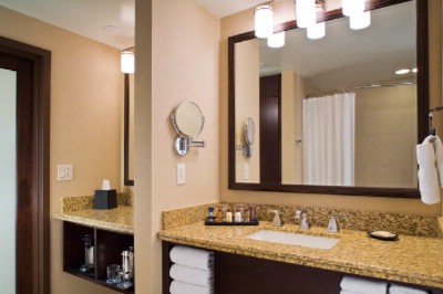 Sheraton Uptown - Bathroom
