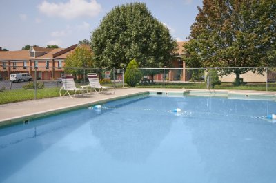 Days Inn - 