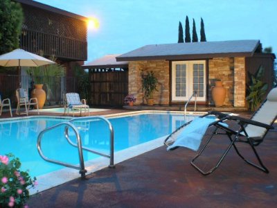 Lemon Tree Hotel - 