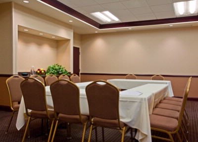 Holiday Inn Express & Suites Chicago O'hare West - 