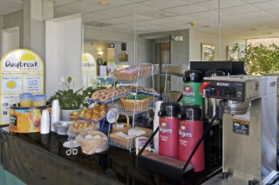 Days Inn Six Flags / Ballpark / Cowboys Stadium - Breakfast