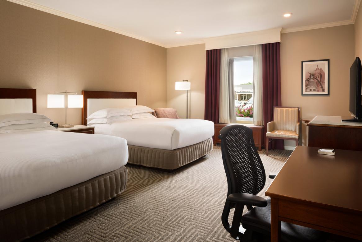 Hilton St. Louis Frontenac - 