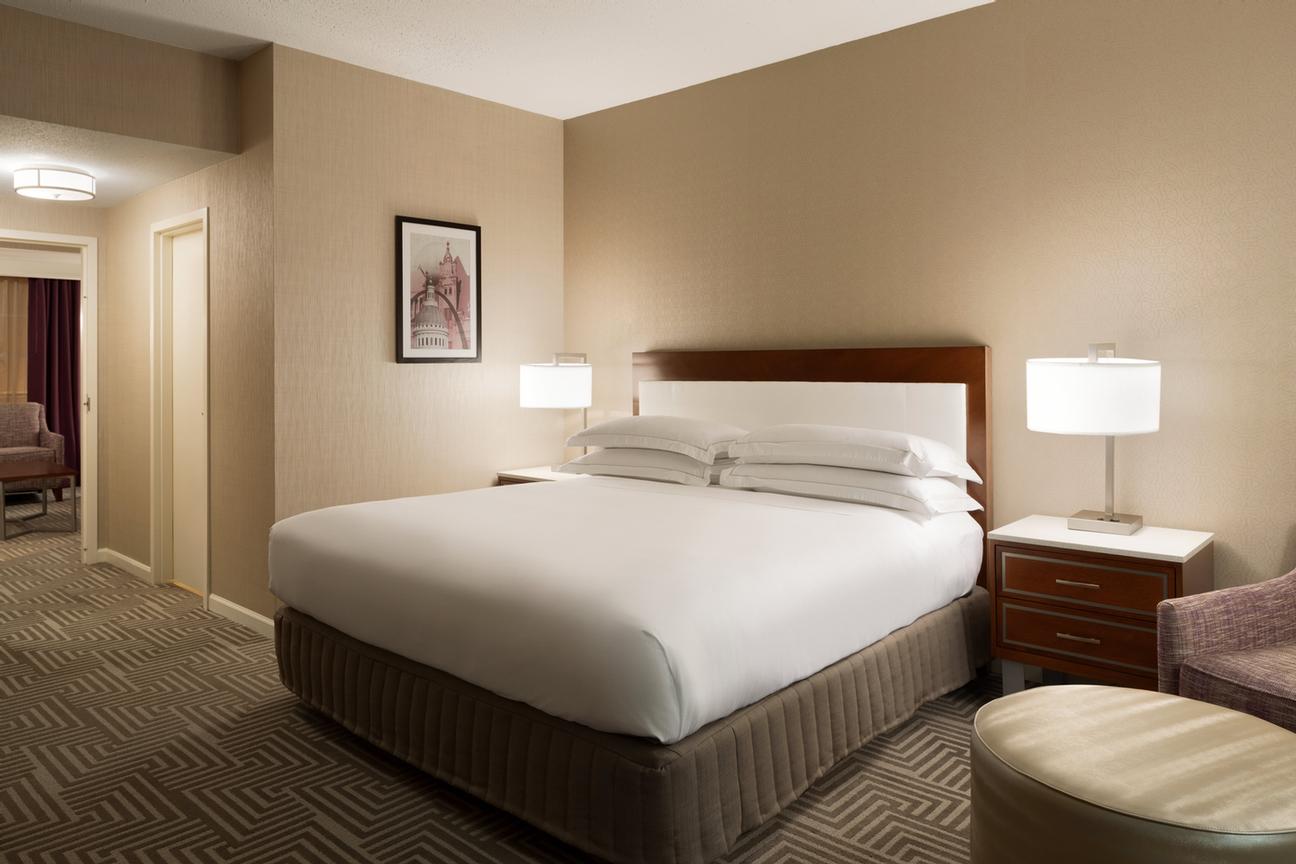Hilton St. Louis Frontenac - 