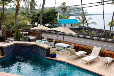 Kona Sea Spray Pool And View Of Kahaluu Bay See More At Konaseaspray Dot Com