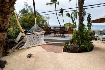Kona Seaspray - Relax In The Hammock By The Pool