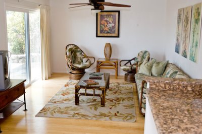 Kona Seaspray - Living Room Of Unit # 101