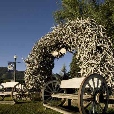 The Rustic Inn at Jackson Hole - Historic Elk Antler Archway