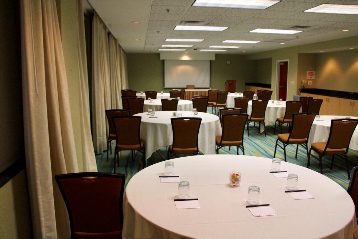 Springhill Suites Marriott O'hare - 
