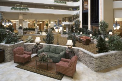 Hilton Fort Collins - Lobby