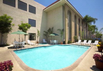 Red Roof Inn - 