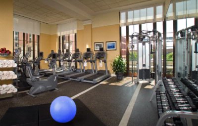 Philadelphia Downtown Courtyard - State Of The Art Fitness Center