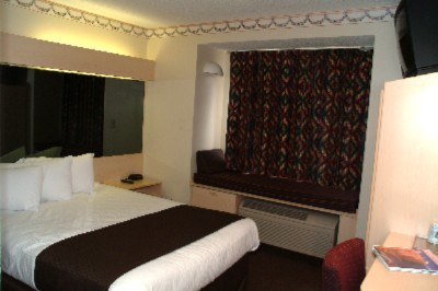Microtel Inn & Suites Salisbury Md - Standard 1 Queen Bed